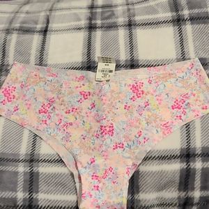 PINK VS Thong